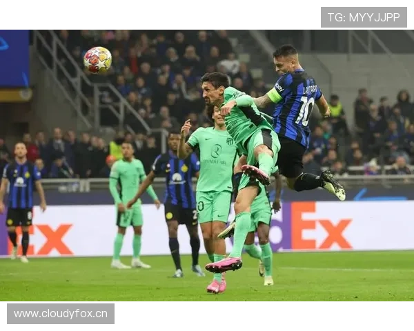 米兰防守稳定性不足问题凸显,球队赛季表现与争冠形势或受影响 米兰防守稳定性不足问题凸显,球队赛季表现与争冠形势或受影响