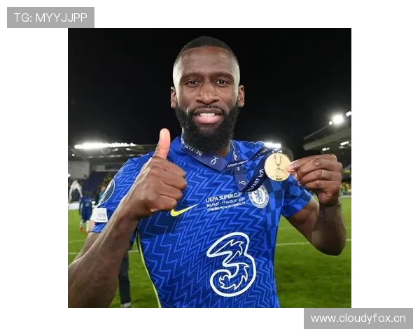 安东尼奥·吕迪格对抗哈兰德:强硬防守对决