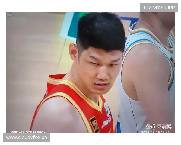 胡金秋场上像打怪，场下天天准点躺平，这反差到底谁顶得住？