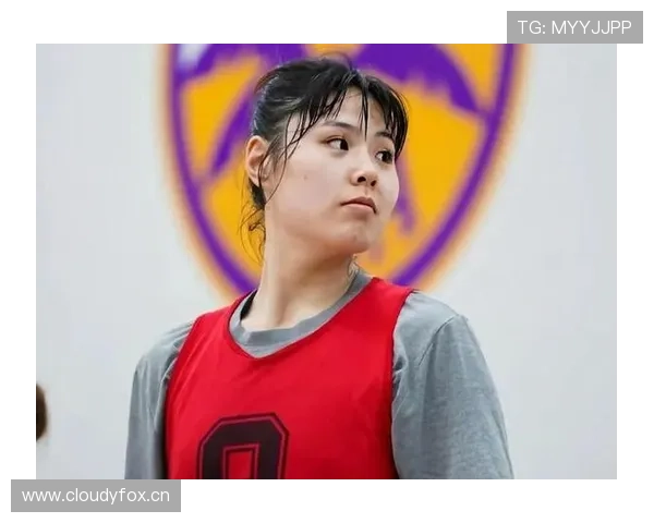 李月汝训练完吃顿饭花掉普通人半个月工资