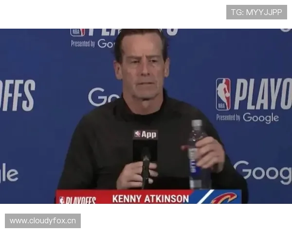 沃顿高位策应主导进攻，改变球队战术结构